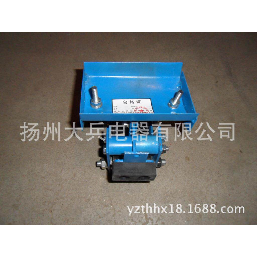 四轮悬挂装置X6J5型,电缆夹具J5