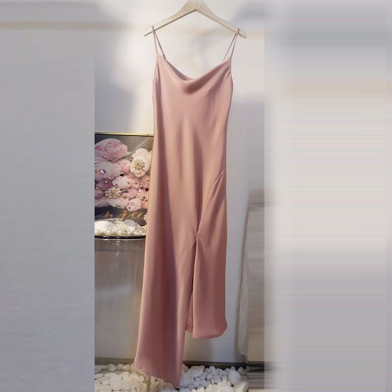 性感荡领绸缎修身长裙设计感不对称开叉吊带裙气质百搭背心连衣裙,女装/女士精品,连衣裙,淘宝优惠券,粉丝福利购,淘宝优惠卷