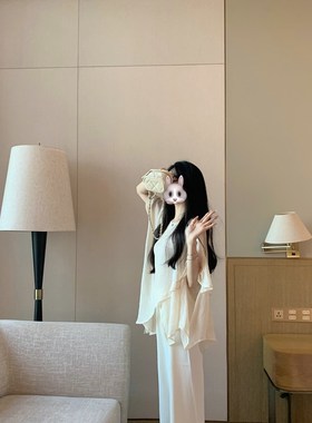 Yumeo钰 栀子白柔~飘飘拼接斗篷上衣