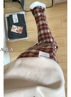 红色格子休闲裤女春秋高腰胖mm大码宽松梨形身材显瘦直筒阔腿裤子