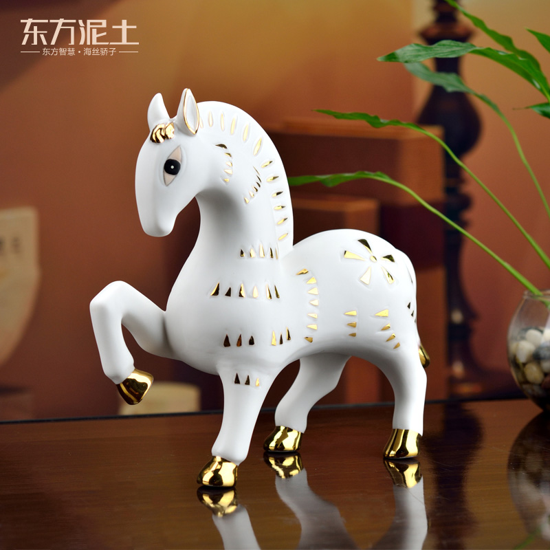 东方泥土创意生日礼物实用12十二生肖动物龙猪牛狗摆件陶瓷工艺品