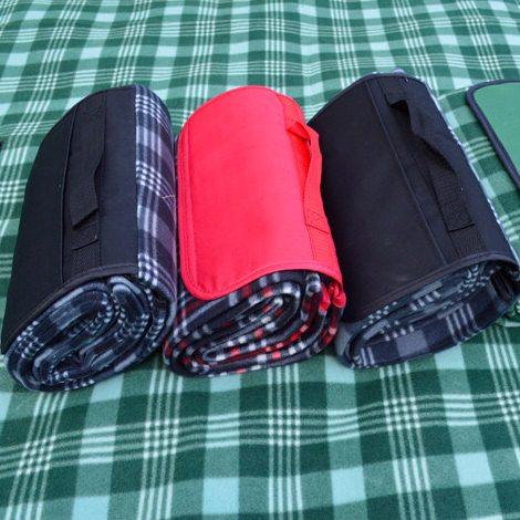 户外草地防潮垫加大加厚露营防水地垫野餐垫儿童爬行垫沙滩垫睡垫