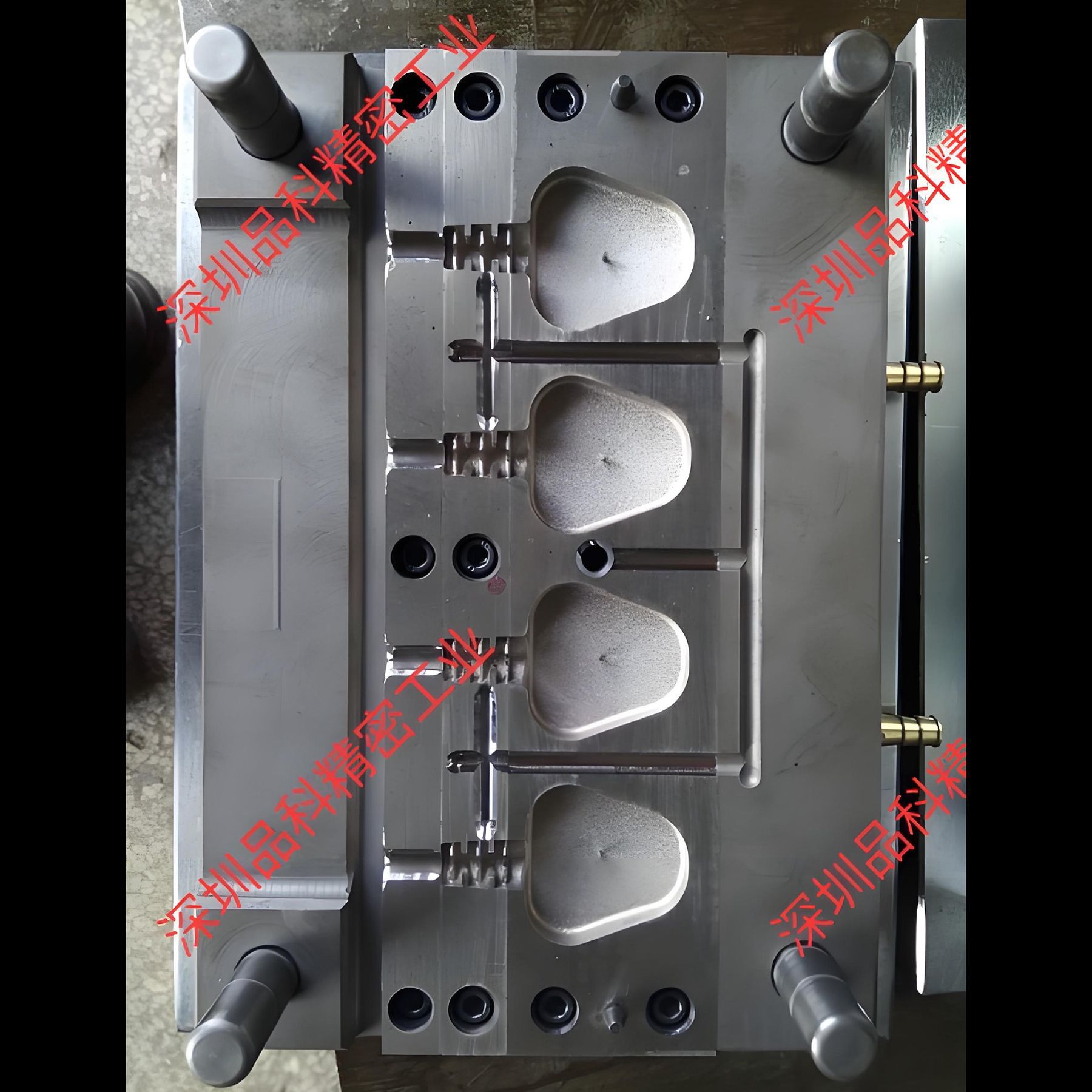 南非头模具 插头注塑模 塑胶模 AC电源线 16A 250V