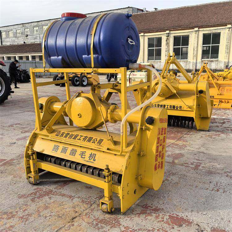 出口筑路机械后桥式凿毛机双边链条传动拉毛机找毛深度2-5毫米,工业油品/胶粘/化学/实验室用品,其他实验室设备,淘宝优惠券,粉丝福利购,淘宝优惠卷