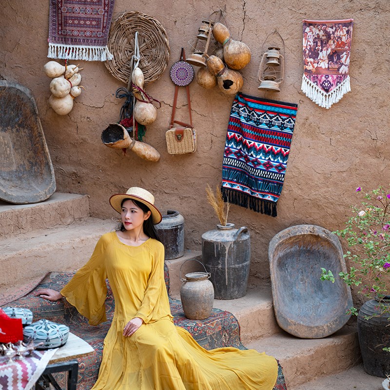 理想三旬女装旅拍度假风姜黄色喇叭袖两件套超大裙摆连衣裙长裙