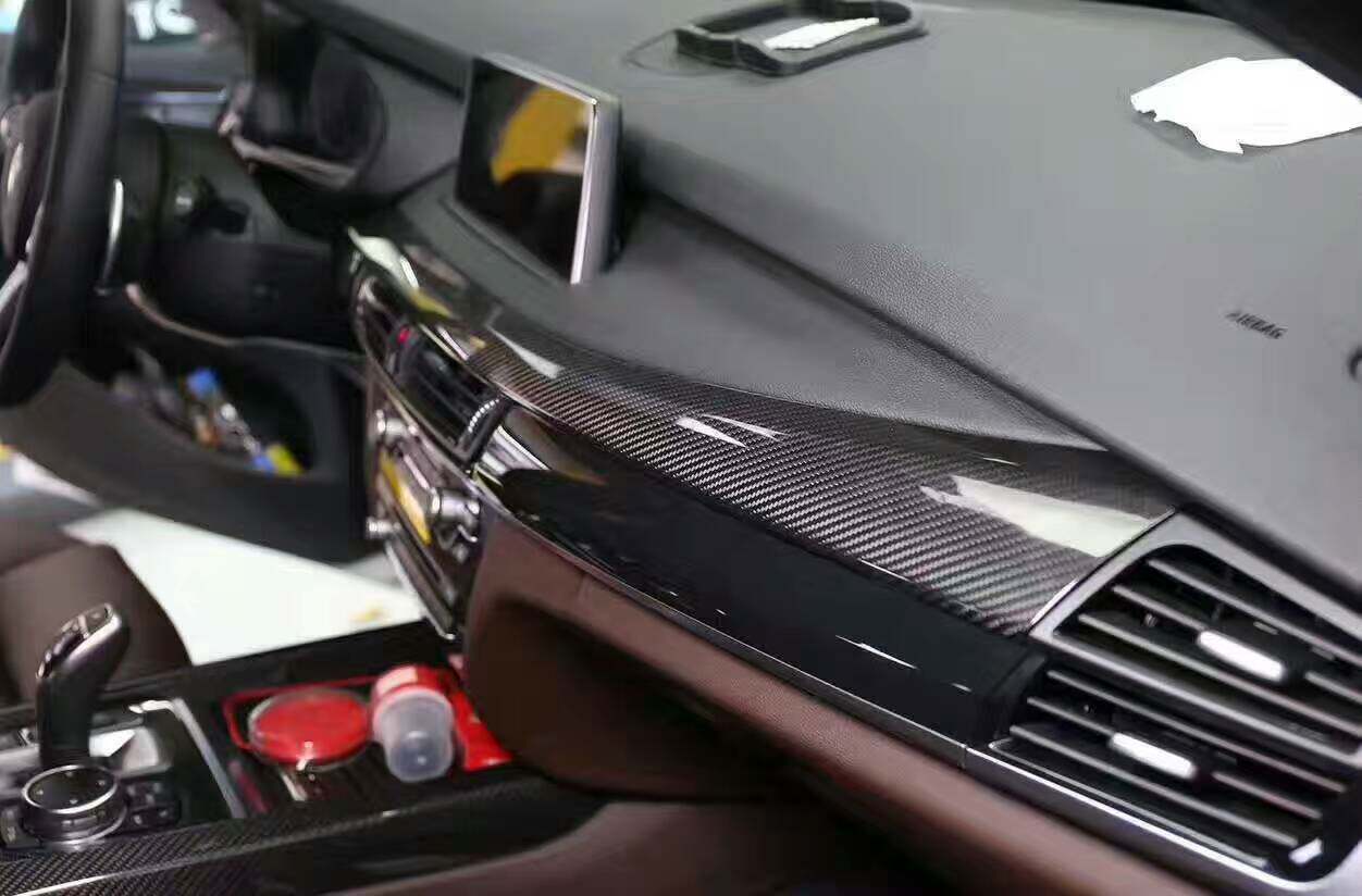 适用于宝马新X5F15碳纤维内饰X5干碳纤维中控仪表台右长饰条盖