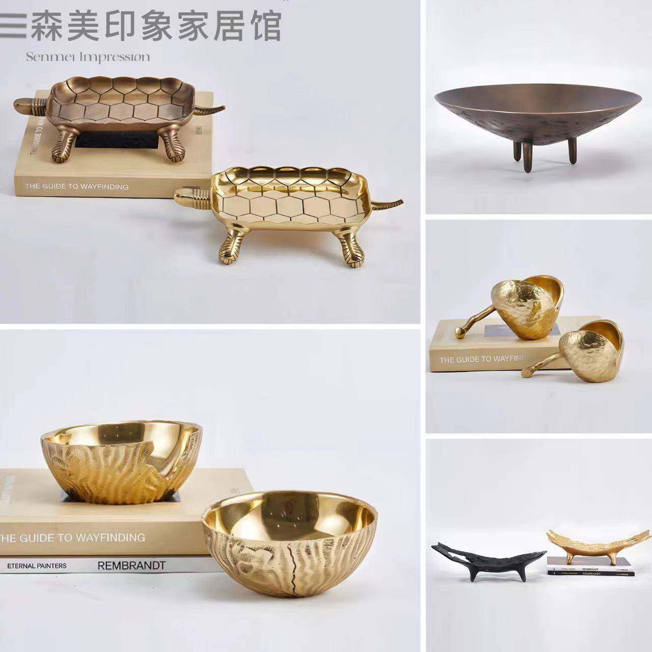 轻奢极简样板间客厅餐厅厨房桌面金色金属洞石大理石果盘乌龟摆件