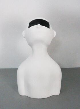 简约现代抽象人物雕摆客件塑样板52640房厅卧售楼处创意家居室软