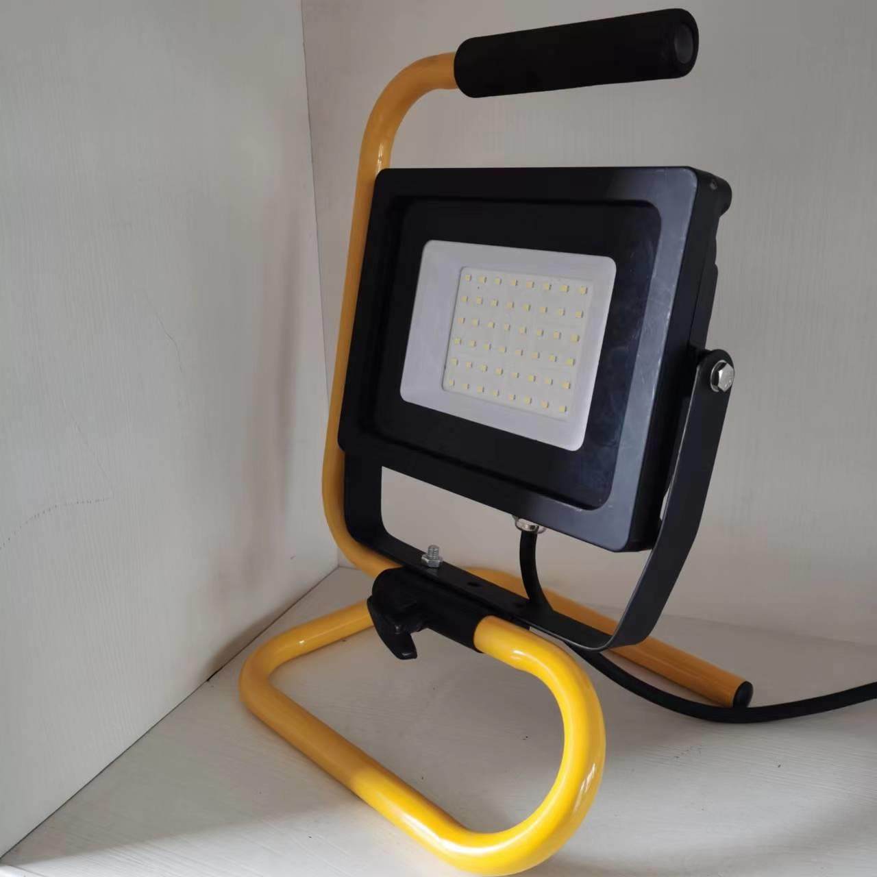 韦德生产50W手提式LED工作灯LED贴片泛光灯线性便携式欧美热销