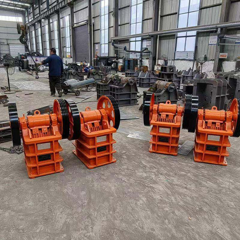 铜动型玄武移岩花岗岩TVS颚破碎机油电式两用碎石机铁金矿石粉碎,机械设备,破碎机,淘宝优惠券,粉丝福利购,淘宝优惠卷