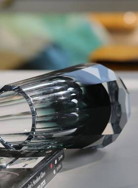 厂家直销手玻工彩渐变2021-28S精磨刻吹制配璃花瓶高档色软装家居