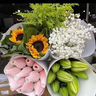 混搭鲜花百合玫瑰向日葵康乃馨勿忘我黄莺云南鲜花基地直发厂供应