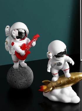 北欧车载航款宇员小摆件树脂创意BBB客厅电视柜玄关童装房间儿饰