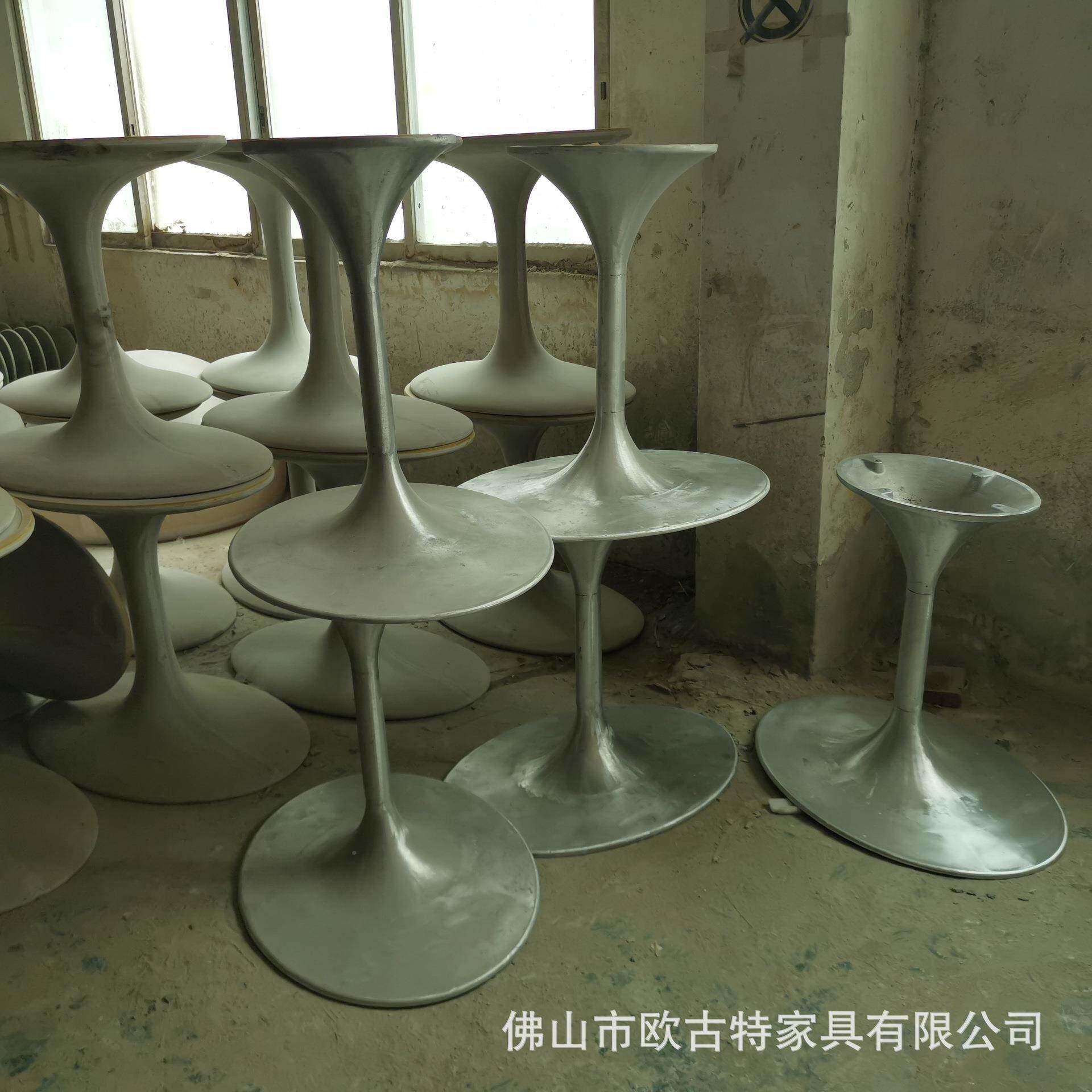 欧轻奢纯色亮光白郁香可旋转子OJ-0022底座圆形喇叭盘椅茶几铸金