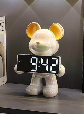 XYXL082-创意轻奢暴力熊时钟家居客摆厅件关玄卧室装饰品桌面电子