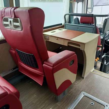 VIP大商务豪华11途43740旅房游客+车改装豪华座椅长车座椅