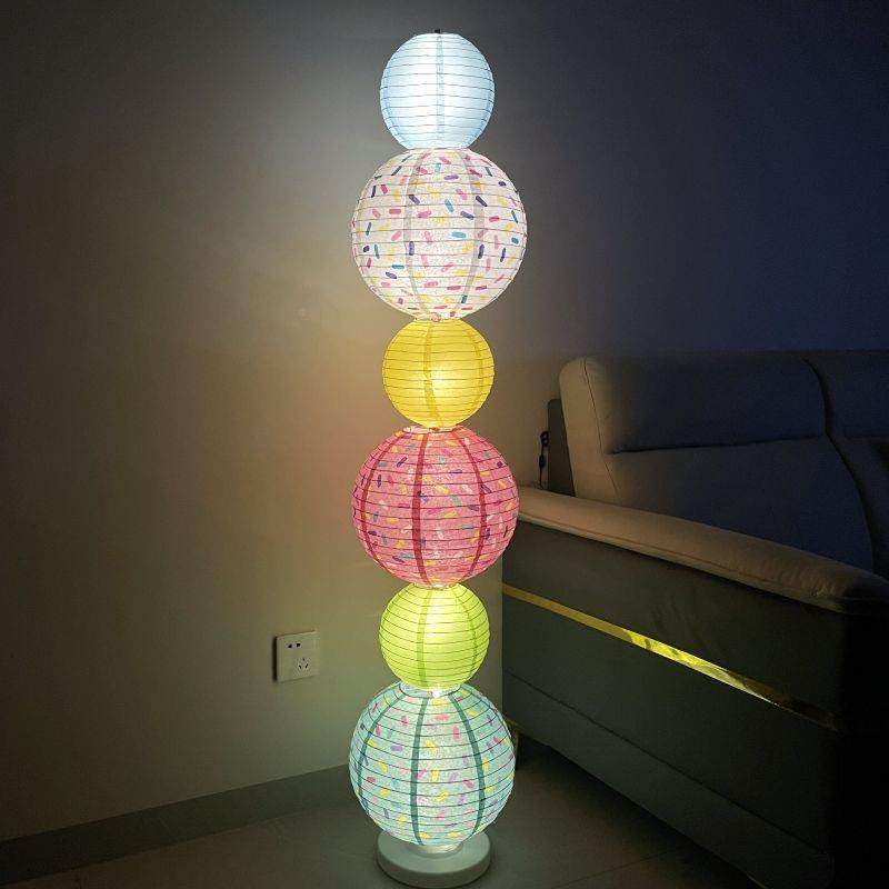 家居装客氛围感网奶红落地灯ins多IVU巴胺厅卧室油风纸灯笼串工饰