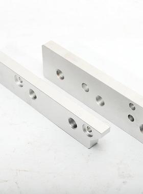 CC加工中件心铣非标自动化N铝侧板安装板五金床精密587零件加工