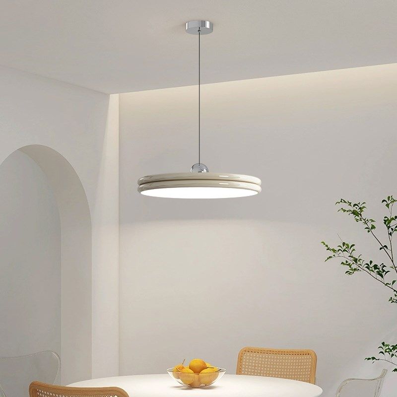 奶油风餐厅吊灯全光谱极简护眼北欧圆盘飞碟创意个性餐桌吧台吊灯,家装灯饰光源,餐厅吊灯,淘宝优惠券,粉丝福利购,淘宝优惠卷