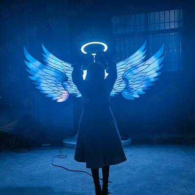 商场房地产美陈摆感件场手挥动应发臂光翅膀互动道具CNV暖活动设