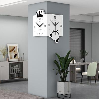 23105创意挂挂钟角客厅现代简约钟用表家熊转猫装饰阳角钟静音墙