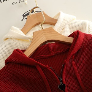 阔系安可拉红色连帽开衫毛衣外套女2024秋冬季圣诞穿搭短款上衣