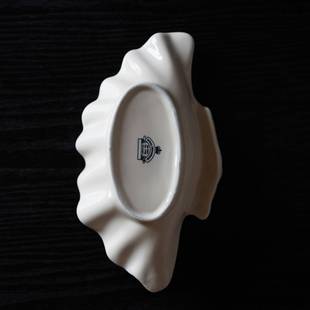 陶瓷壳扇贝纳TPK盘子创意贝母摆件家居装 品零饰食贝糖果收托盘
