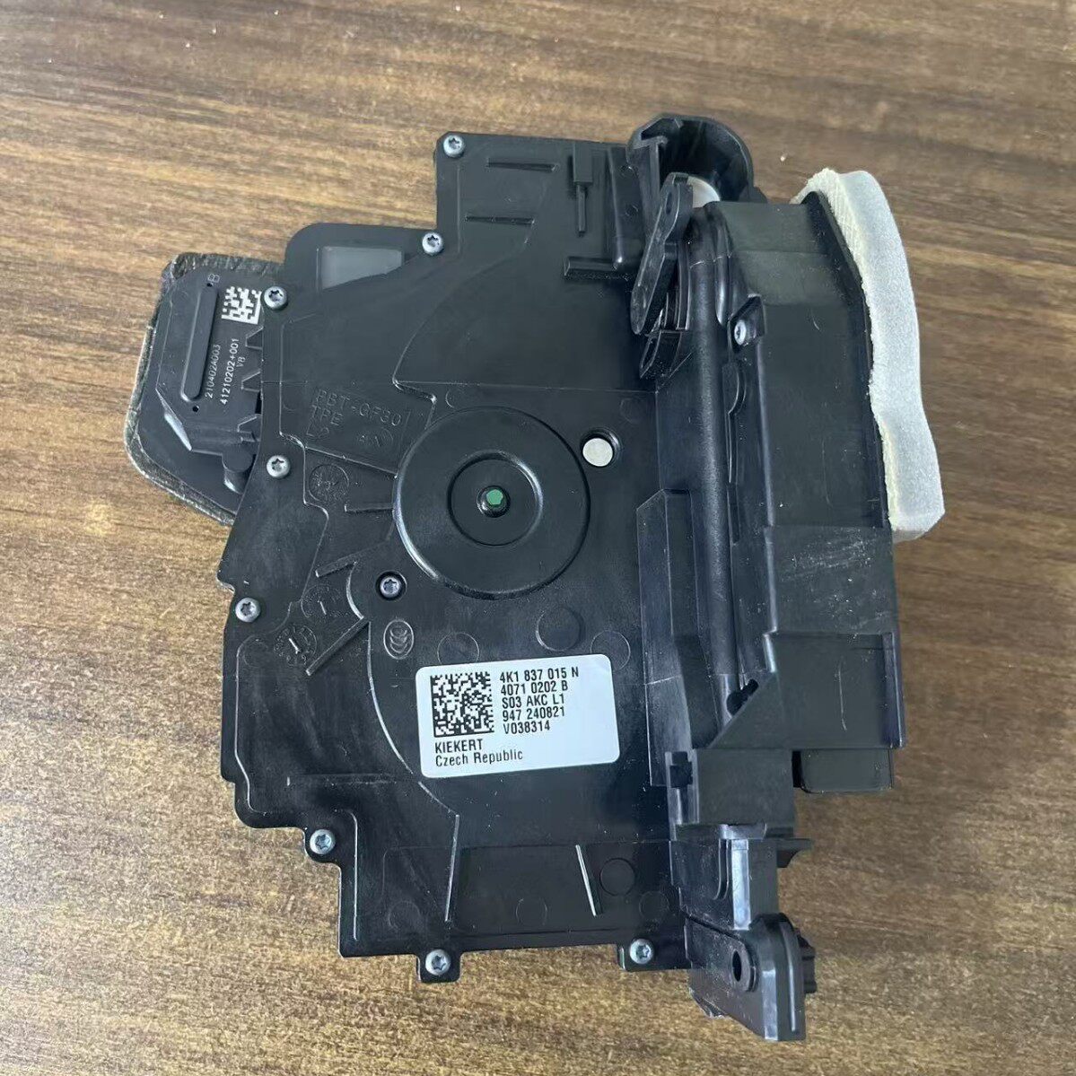 ID4/6前车门锁块总成4K1837016N四门方向齐全专车专用直供产品