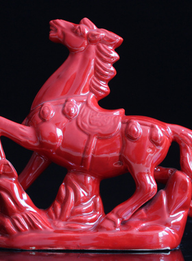 陶瓷马摆件风生水起家居装饰品大红色陶瓷马客厅办公室工艺品摆设