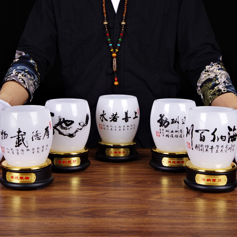 教师节送老师创意礼物实用礼物摆设给男友朋友办公室书桌笔筒摆件