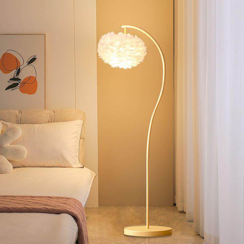 羽落地灯山网红氛围灯风艺感女术孩房毛间54卧室灯公主风中灯具