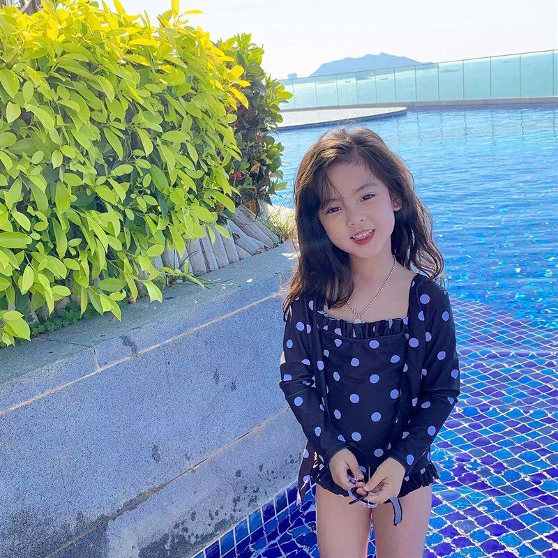 儿童泳衣女童新款防晒宝宝吊带网红女孩连体衣海边度假泳装两件套