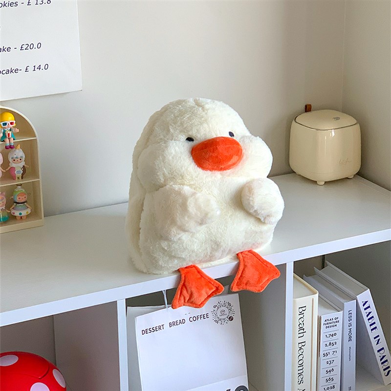 嘟嘟鸭暖手抱枕两用多功能公仔被子二合一办公室午睡靠枕车载抱枕