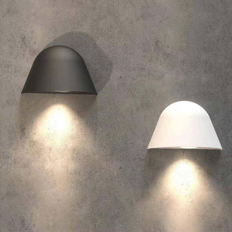 现代简蝴蝶灯扇贝飞机造型月室外太空球形ZR-109台入户个性玄约关