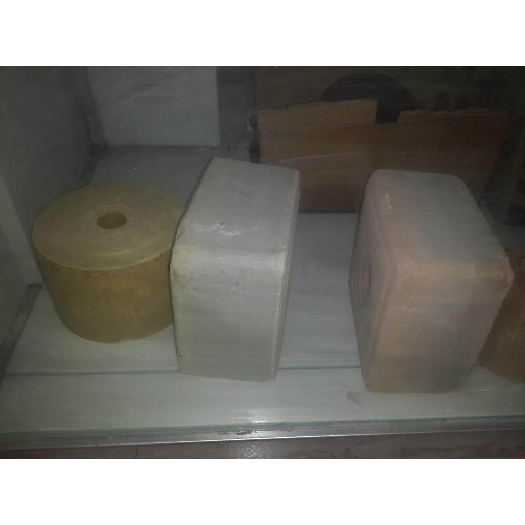 盐砖压机牛羊舔砖液压机器舔砖机厂家盐砖机厂家