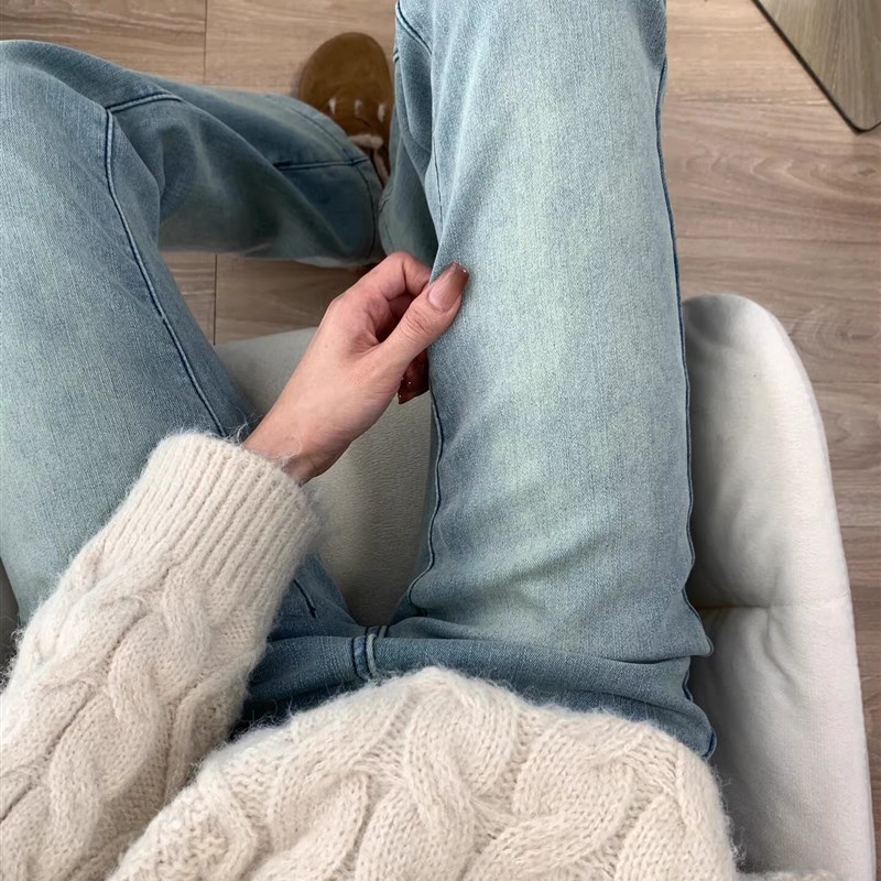 复古水洗做旧微喇叭牛仔裤女秋冬新款加绒高腰显瘦设计感拖地裤子