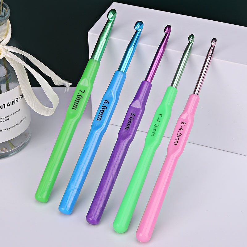 手工小勾针家用不锈钢钩针初学者工具套装diy编织材料包勾毛衣线