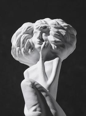 现代简约塑卡通梦娜三姐人物妹雕室样UCS板房间酒店办公玄关酒柜