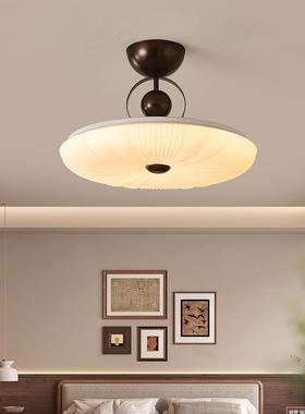 法古式中风卧室吸顶灯现代简约主卧奶书房油风轻奢82433灯护眼吸