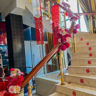12375509栏酒店楼梯扶手窝杆布置结婚礼蜂球套立柱路引仿真花艺餐