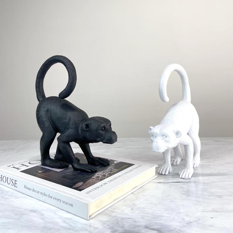 米兰猴子黑色白色小猴摆件工艺品创意家居客厅装饰品动物猴摆设