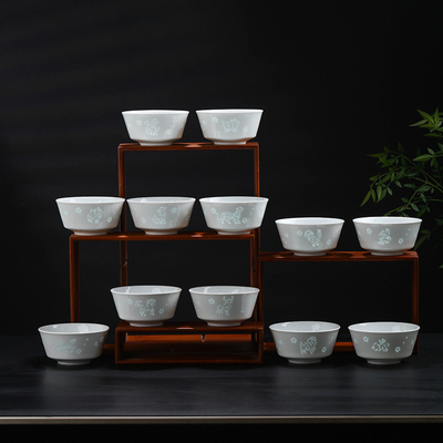 景德镇陶瓷釉下彩十二生肖玲珑碗