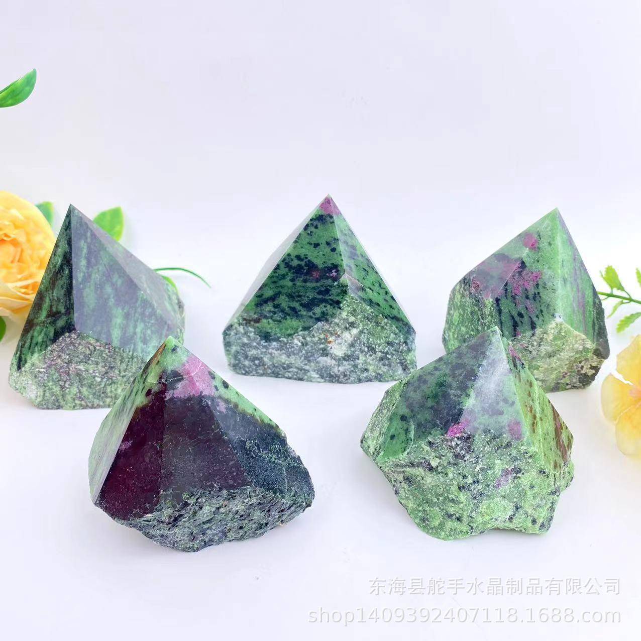 天然晶体红绿宝切面六棱柱原石切割打磨金字塔家居办公消磁装饰