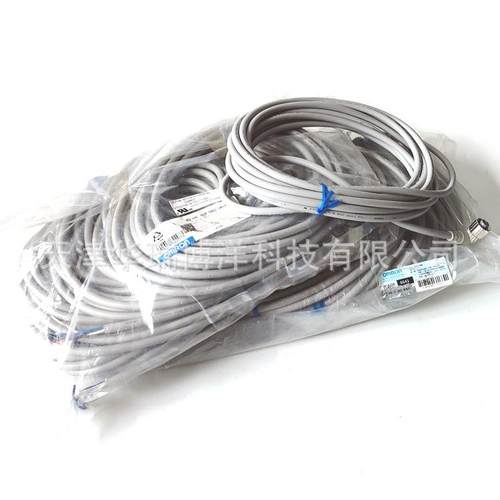 XS2圆型防水接插件M12单侧XS2FD422G80F接插件XS2F-D422-G80-F