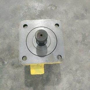 沈阳中捷摇臂钻床配件Z3040/Z3050*16立柱夹紧油缸47018杠杆47缸