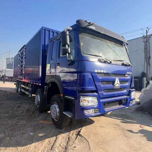 重汽HAOWO前四后八集装箱式载货车375马力出口贸易