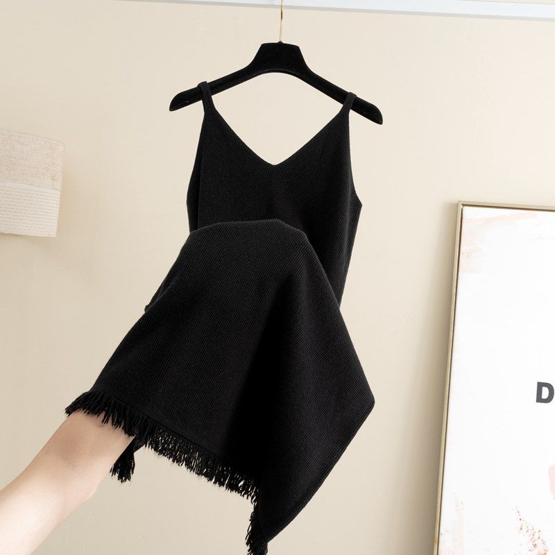V领针织吊带背心连衣裙女2024秋冬新款中长款修身内搭打底毛衣裙