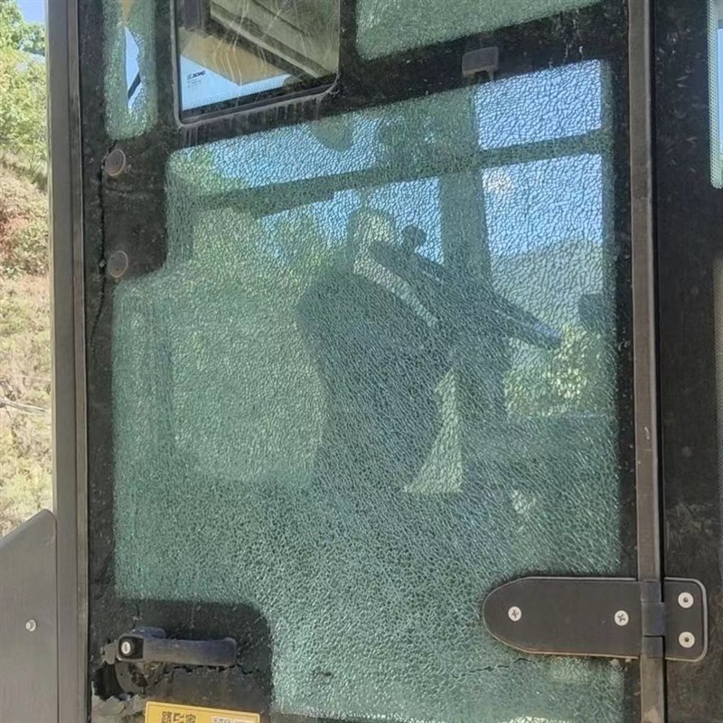 新款徐工XS265H XS265JS压路机玻璃前档风左右车门後侧後档玻璃