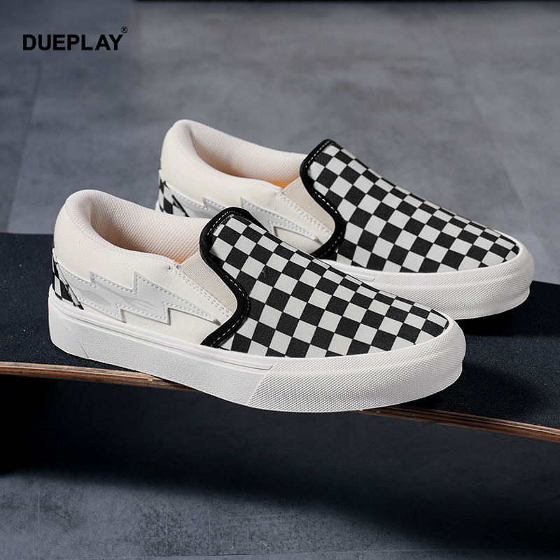 DUEPLAY复古低帮耐磨黑白格板鞋