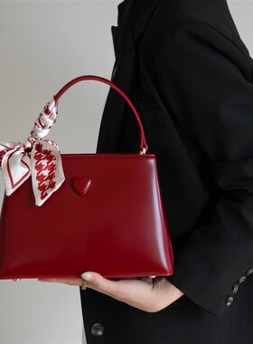 红色包包女结婚包包新娘包2024新款斜挎包高级感大容量平时可用